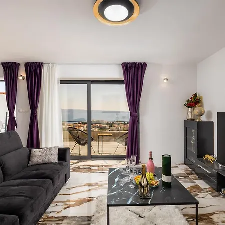 Luxury With Stunning View And Heated Jacuzzi *